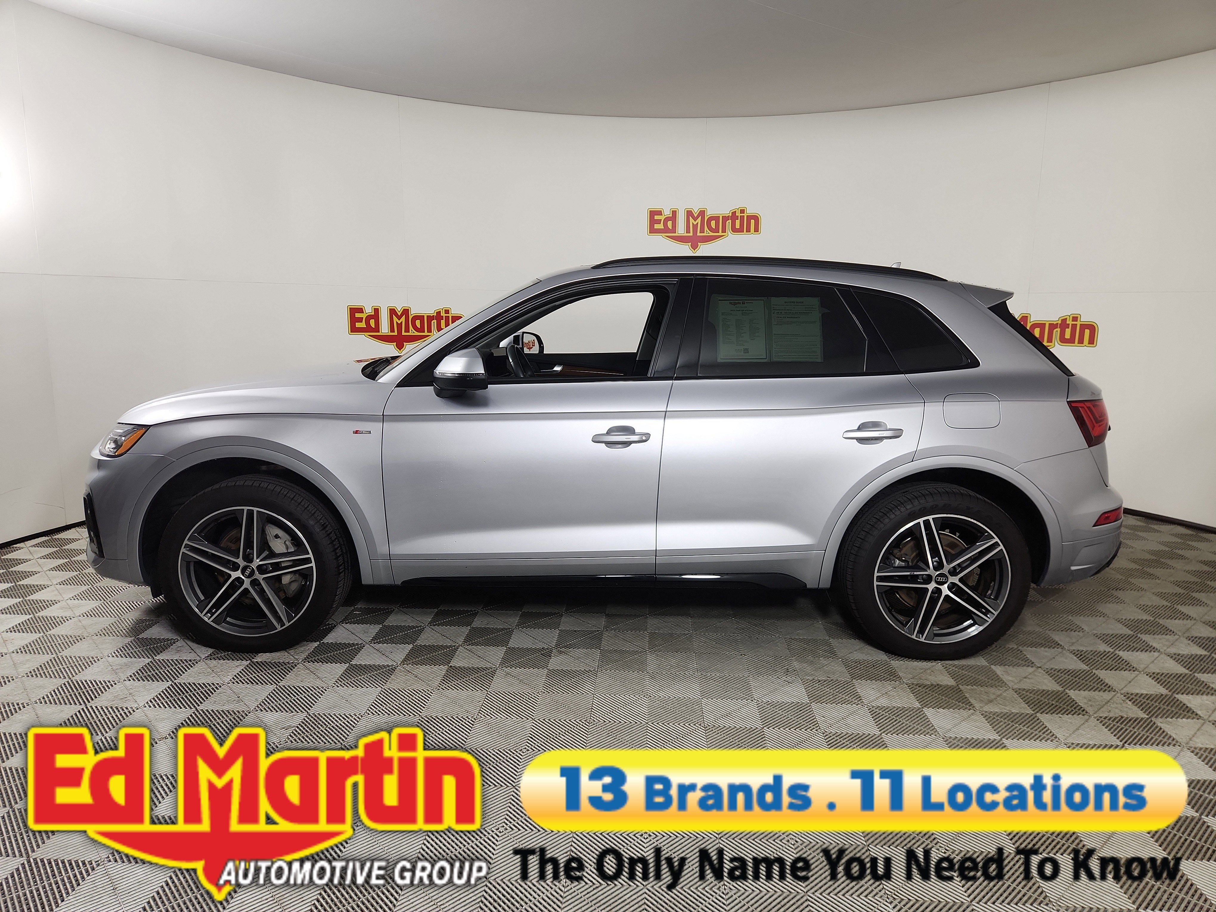 2022 Audi Q5 S line Premium Plus