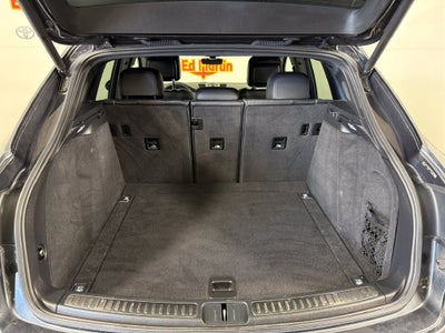 2021 Porsche Macan Base