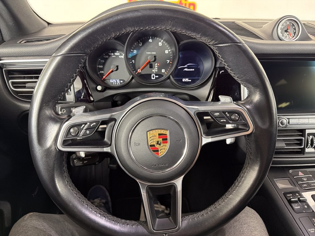 2021 Porsche Macan Base