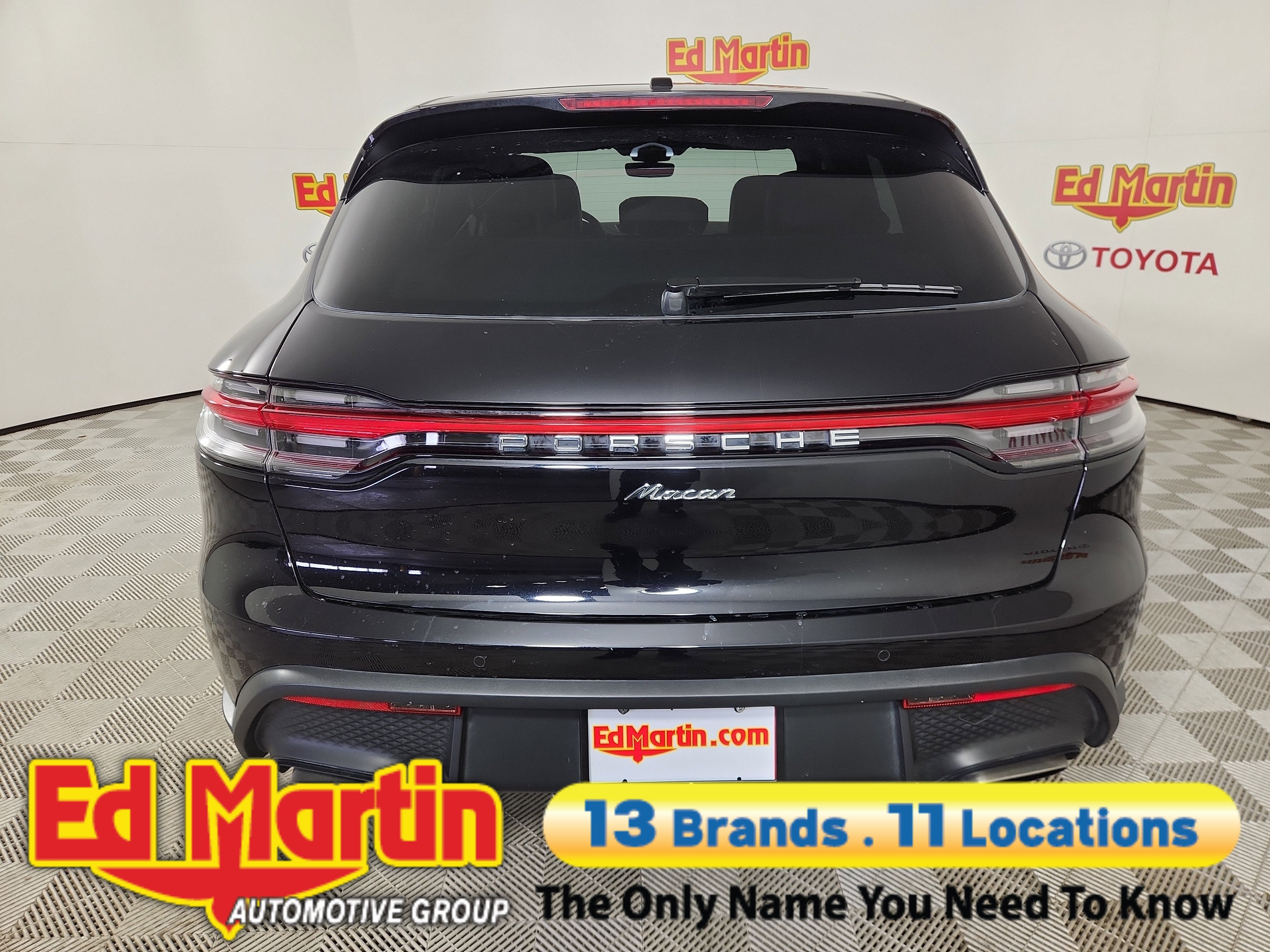 2024 Porsche Macan Base