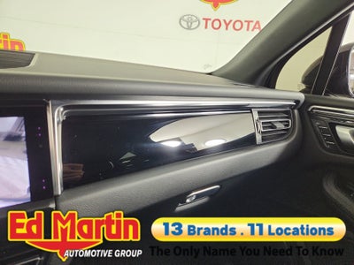 2024 Porsche Macan Base