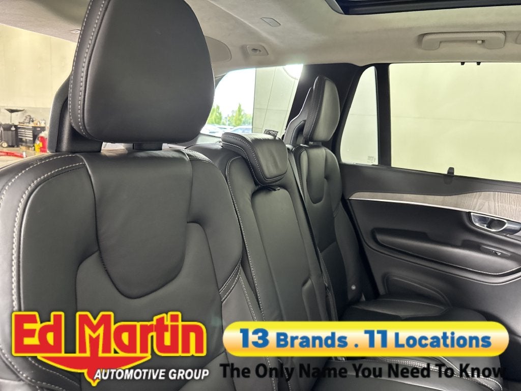 2021 Volvo XC90 T8 Inscription 7 Passenger