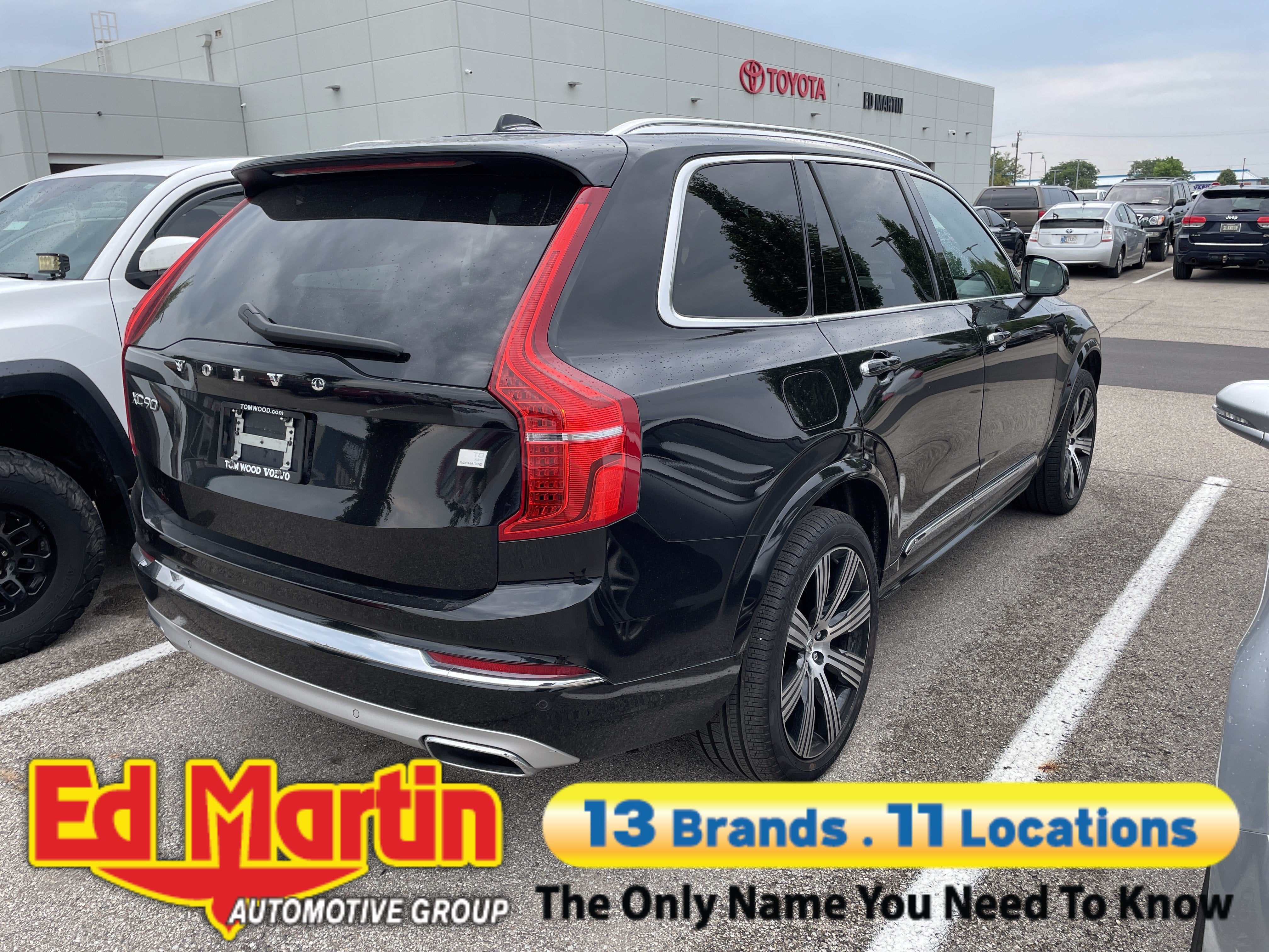 2021 Volvo XC90 T8 Inscription 7 Passenger