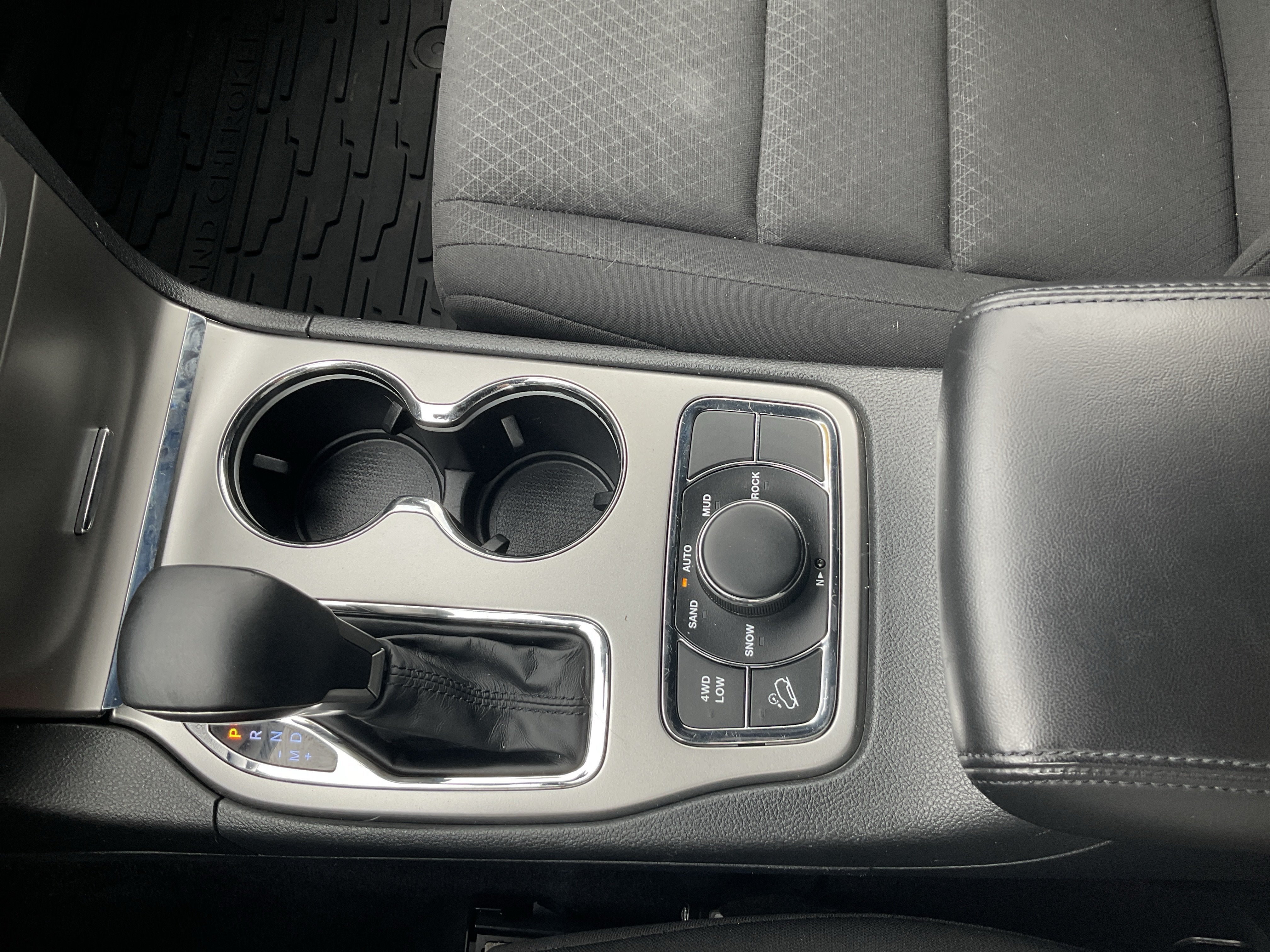 2018 Jeep Grand Cherokee Laredo E