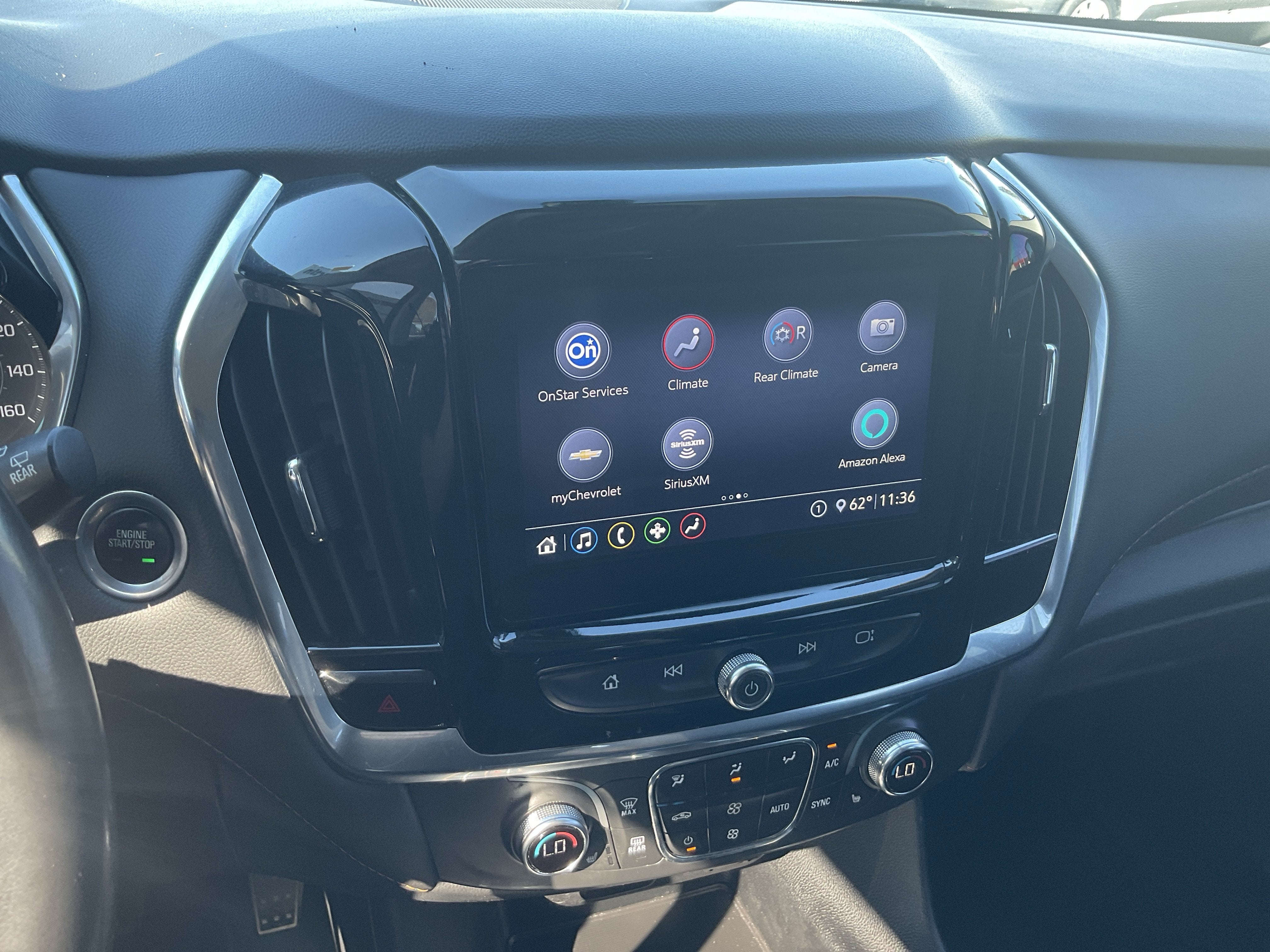2021 Chevrolet Traverse LT Cloth