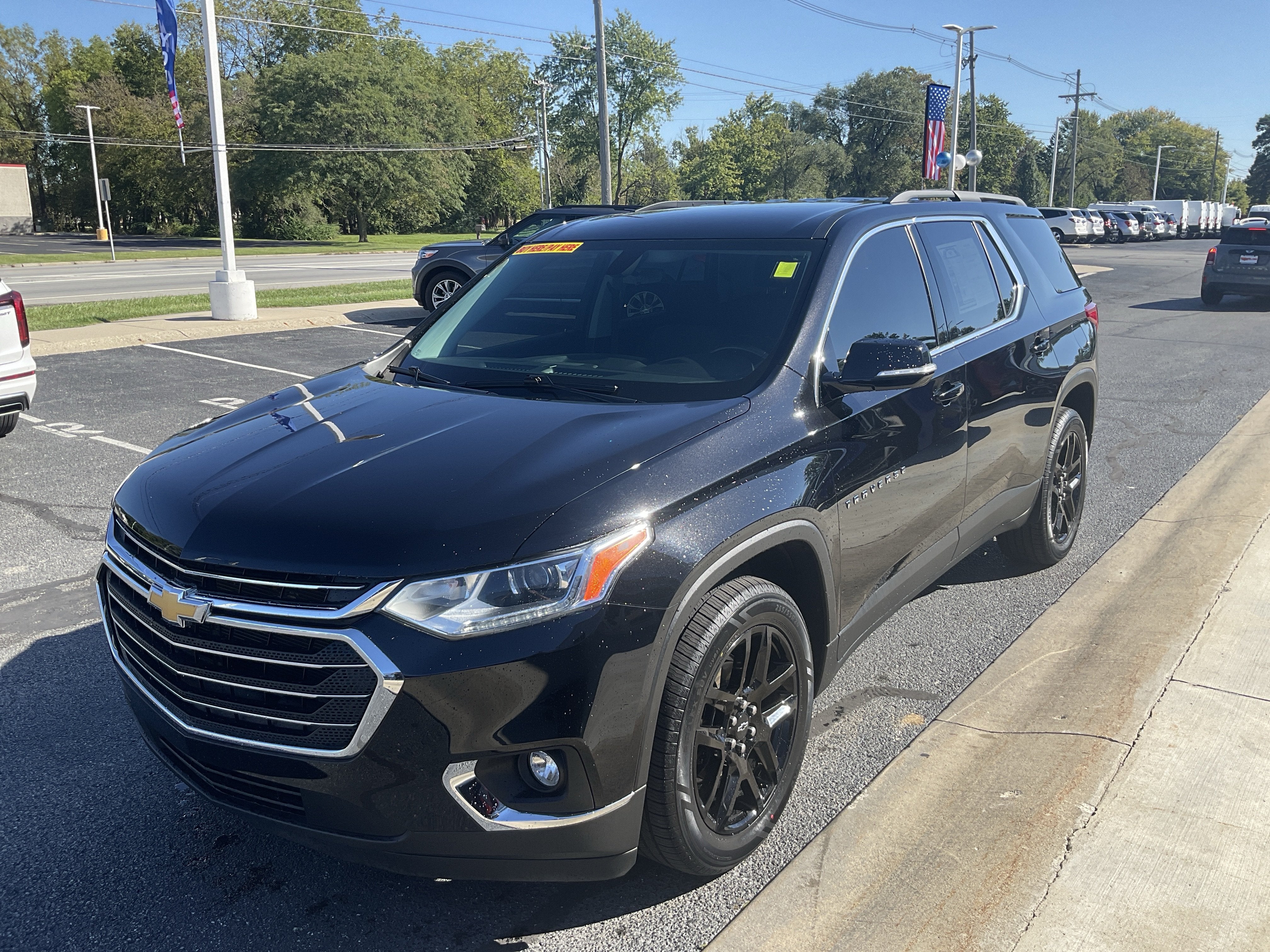 2021 Chevrolet Traverse LT Cloth