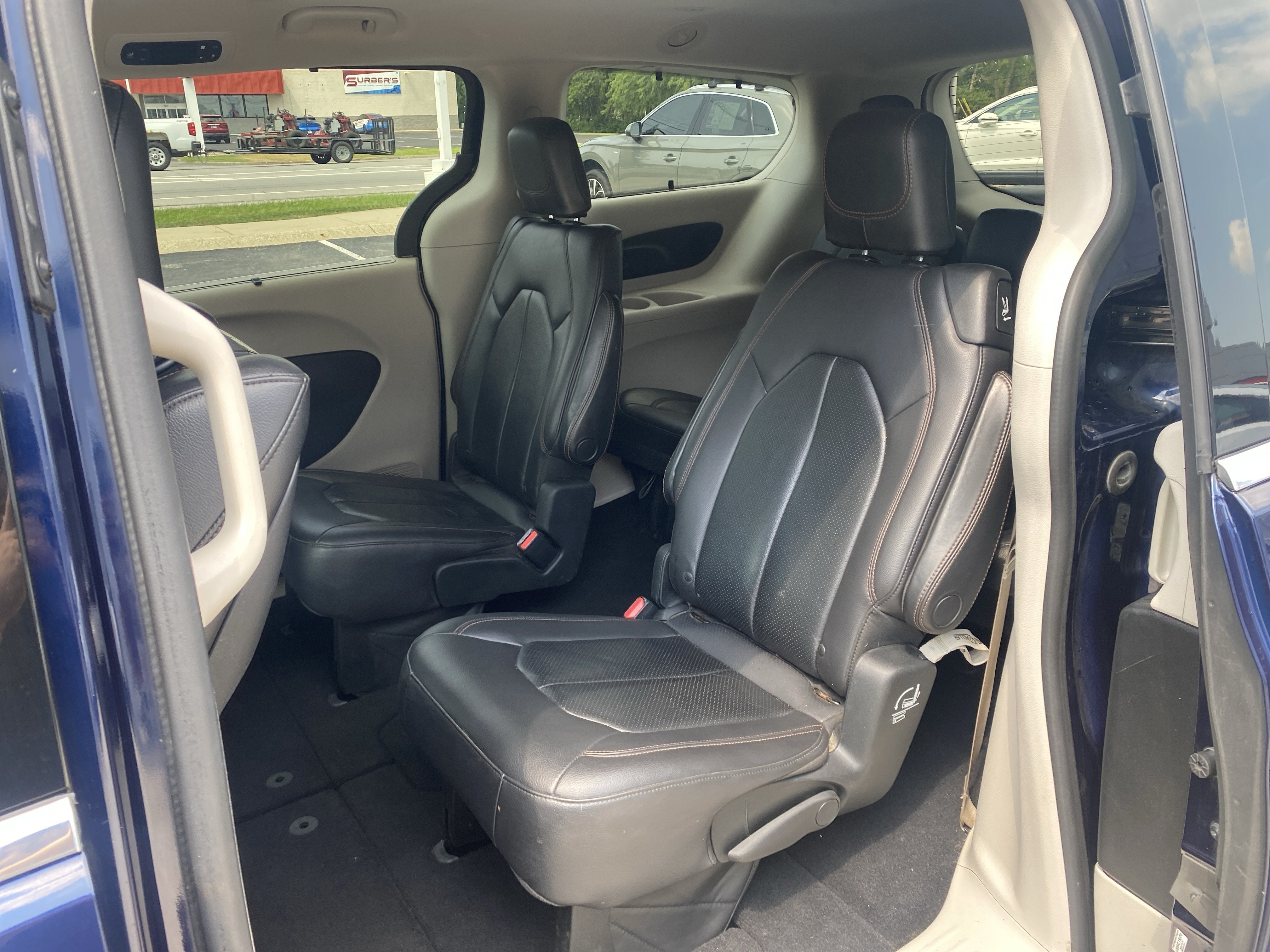 2017 Chrysler Pacifica Touring-L Plus