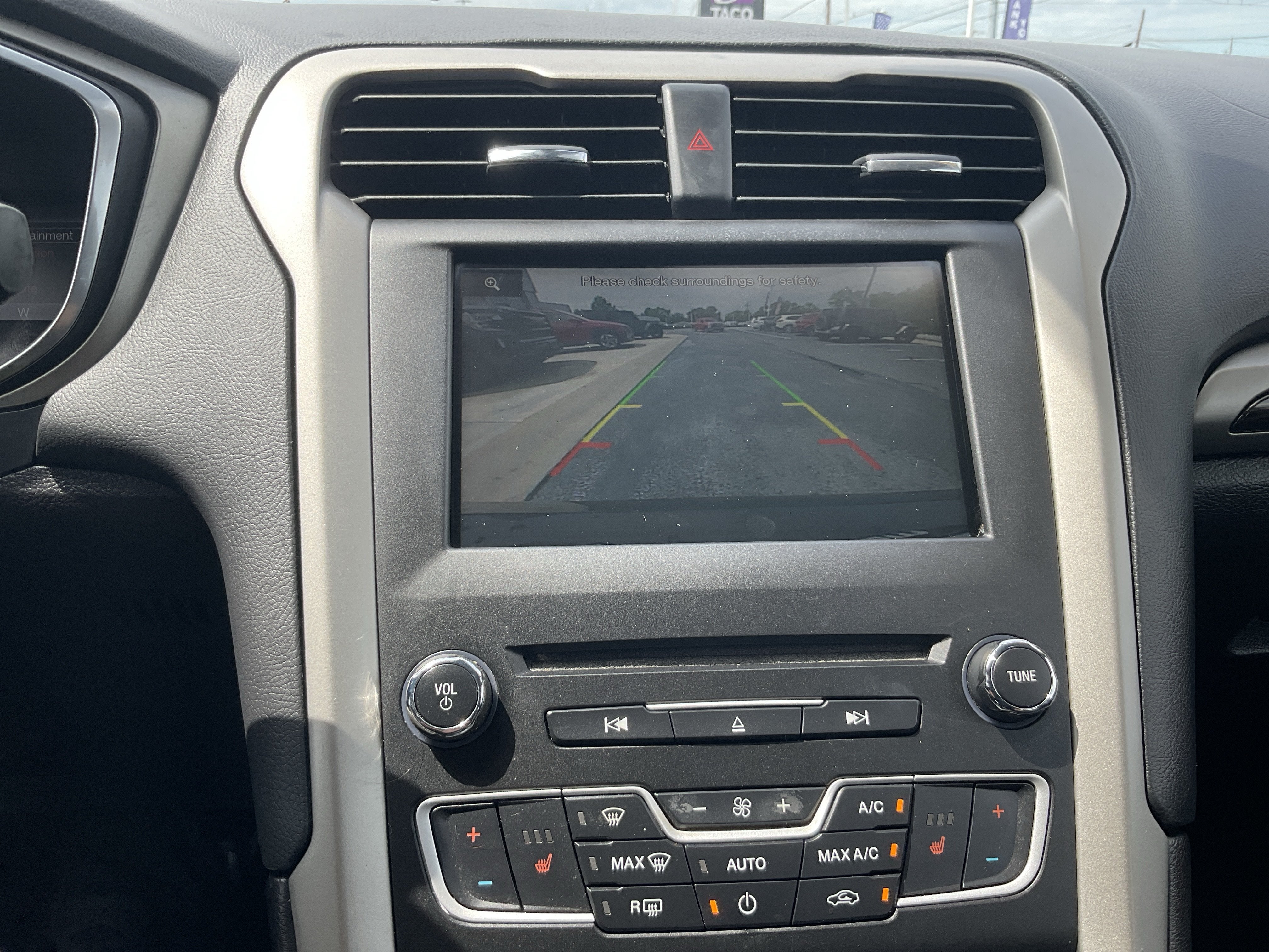2016 Ford Fusion SE