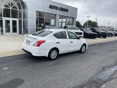 2017 Nissan Versa Sedan S Plus