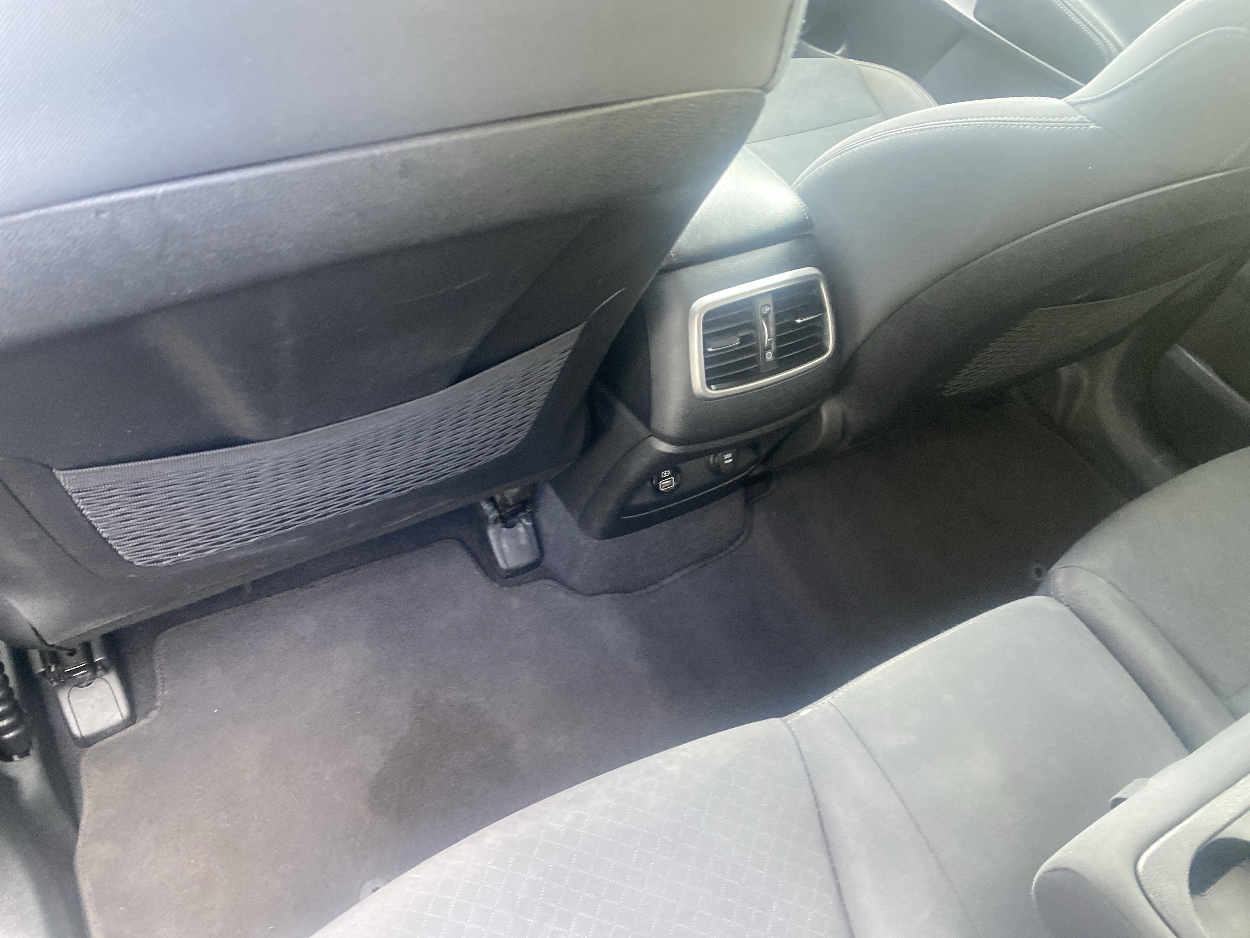 2020 Kia Sorento LX V6