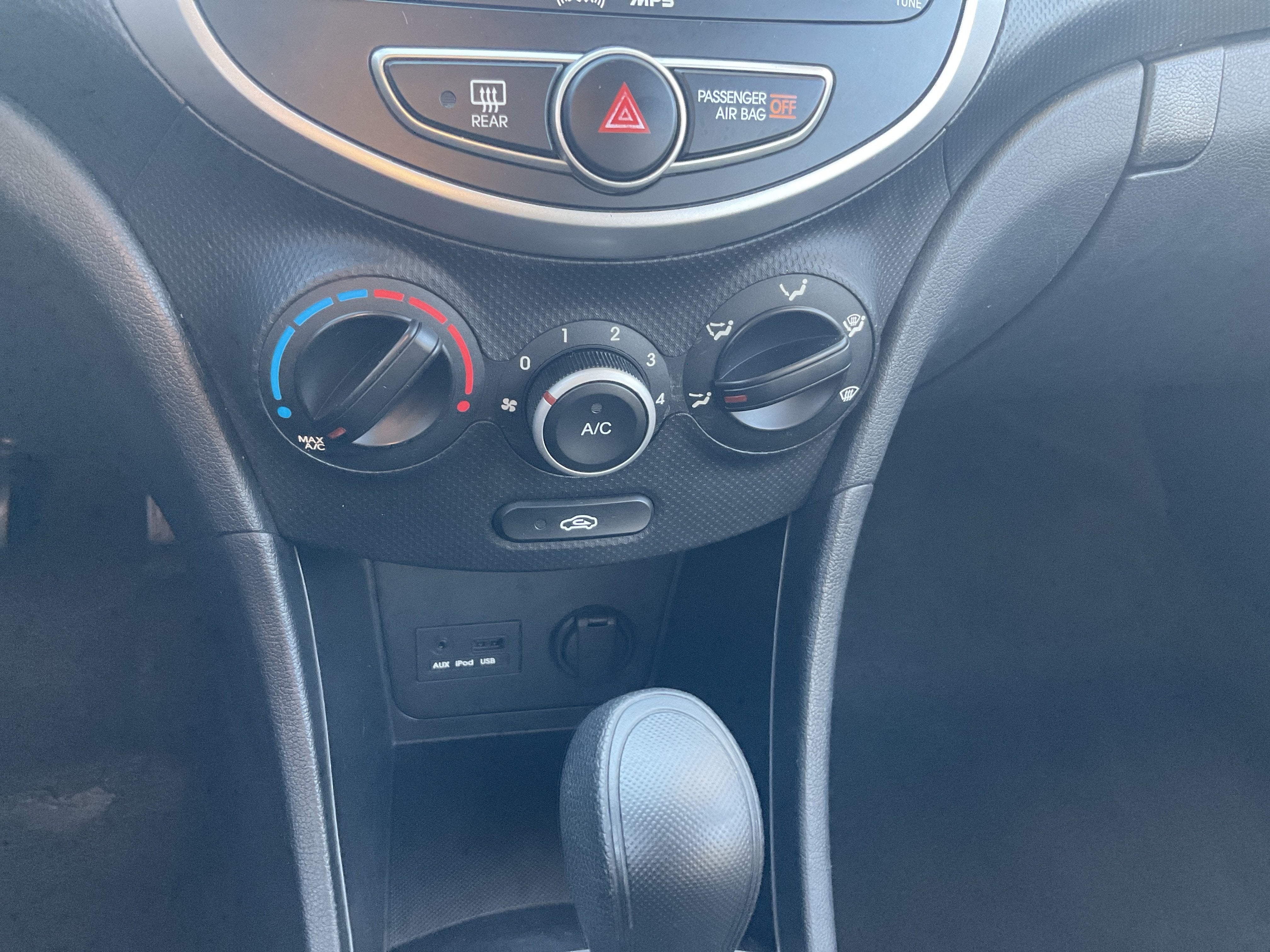 2012 Hyundai Accent GS