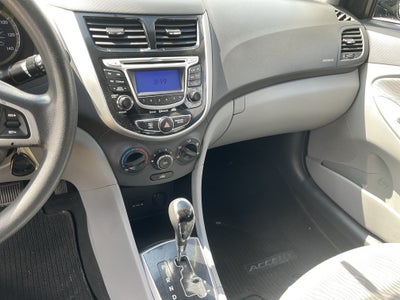 2013 Hyundai Accent GLS