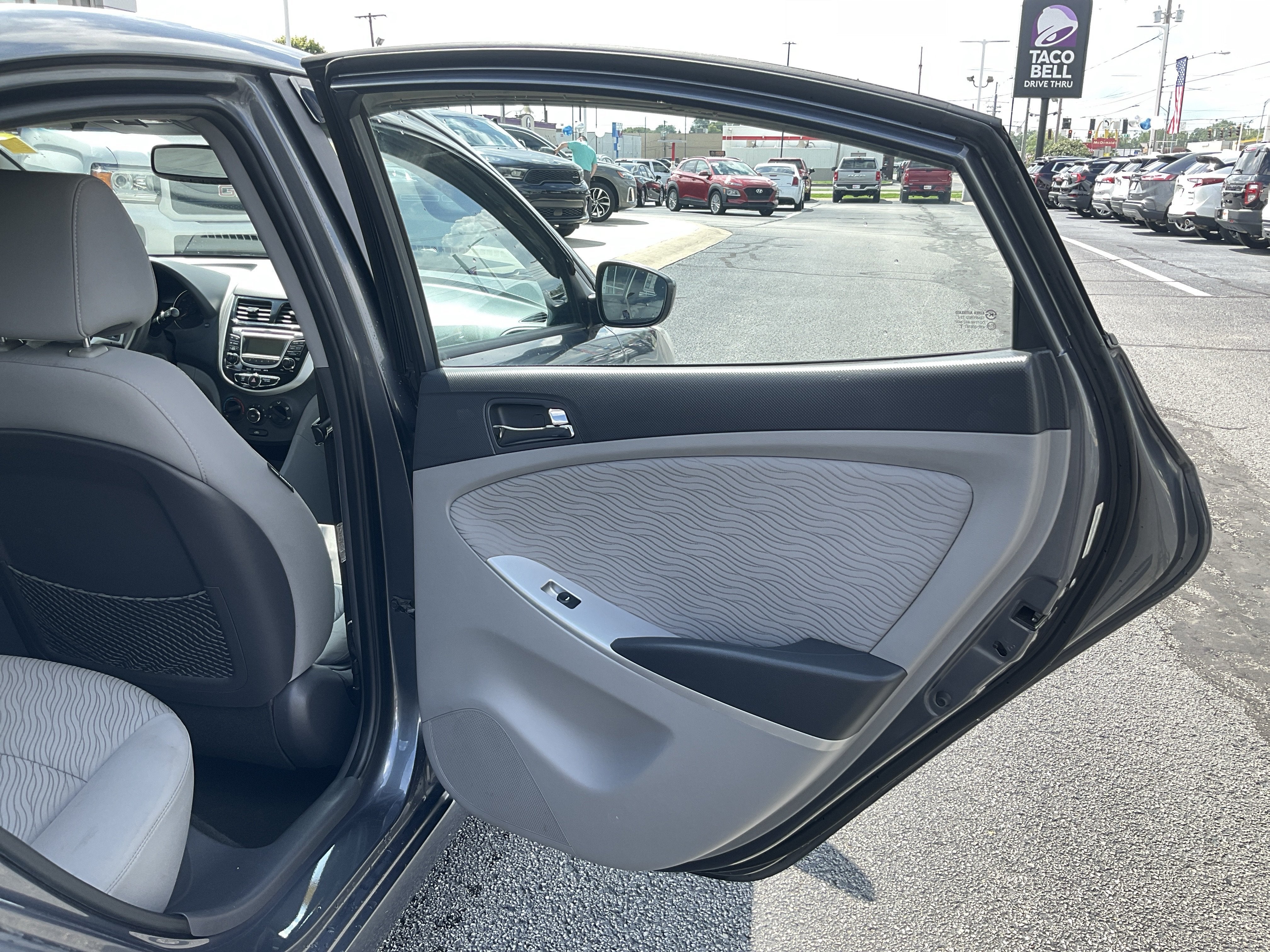 2013 Hyundai Accent GLS