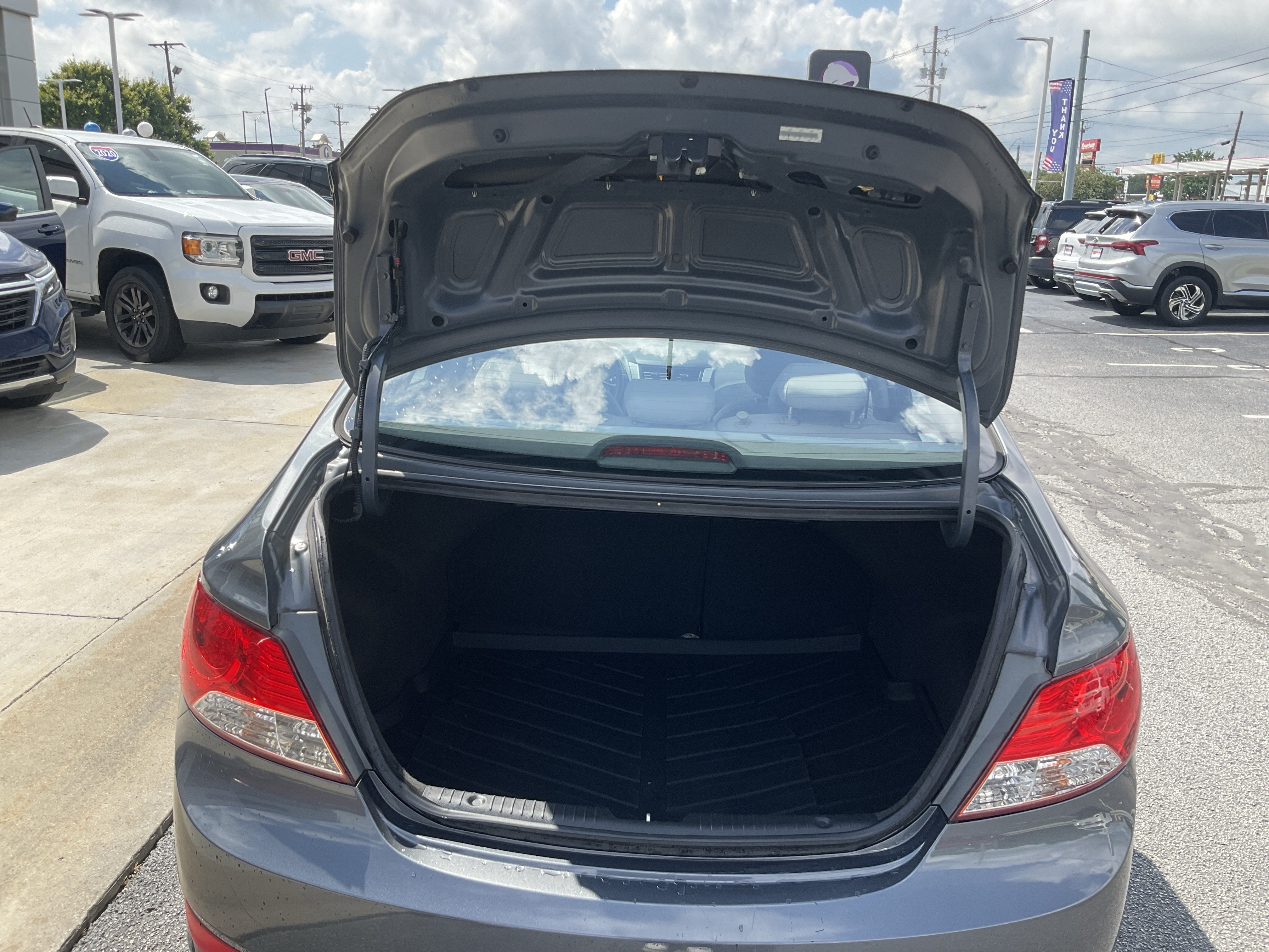 2013 Hyundai Accent GLS