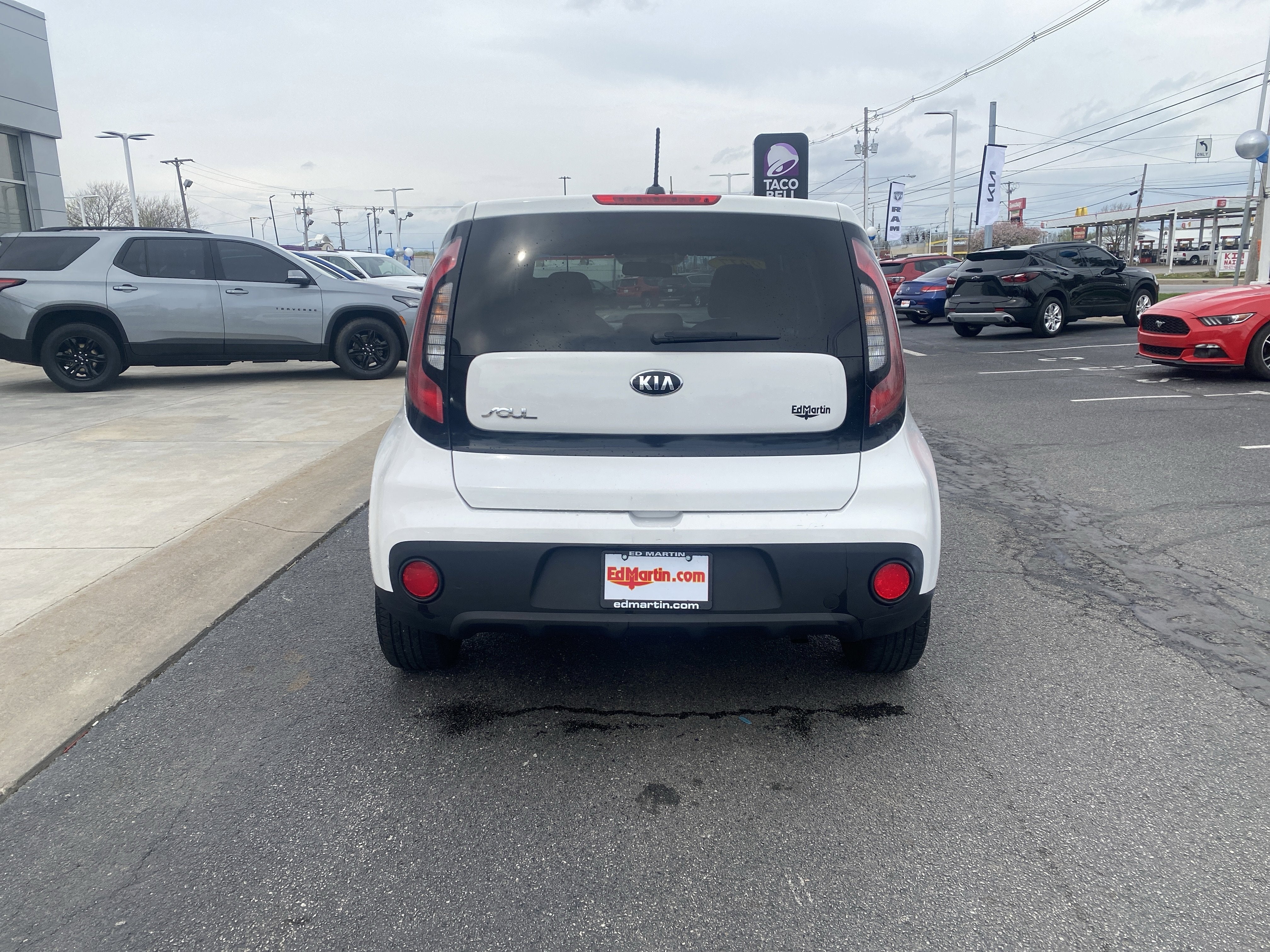 2017 Kia Soul Base
