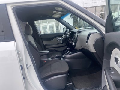 2017 Kia Soul Base
