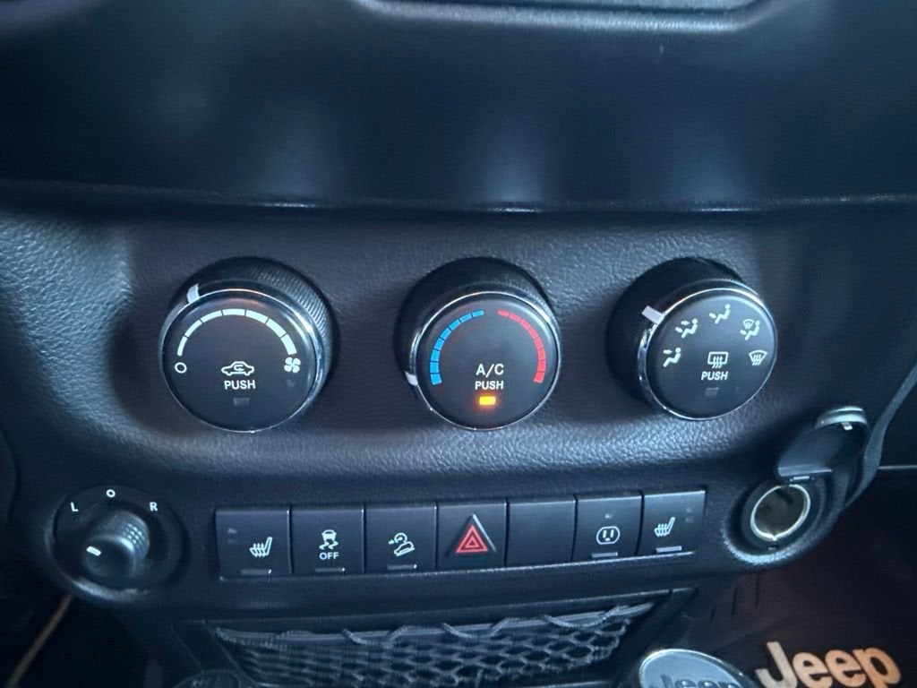 2017 Jeep Wrangler Unlimited Smoky Mountain