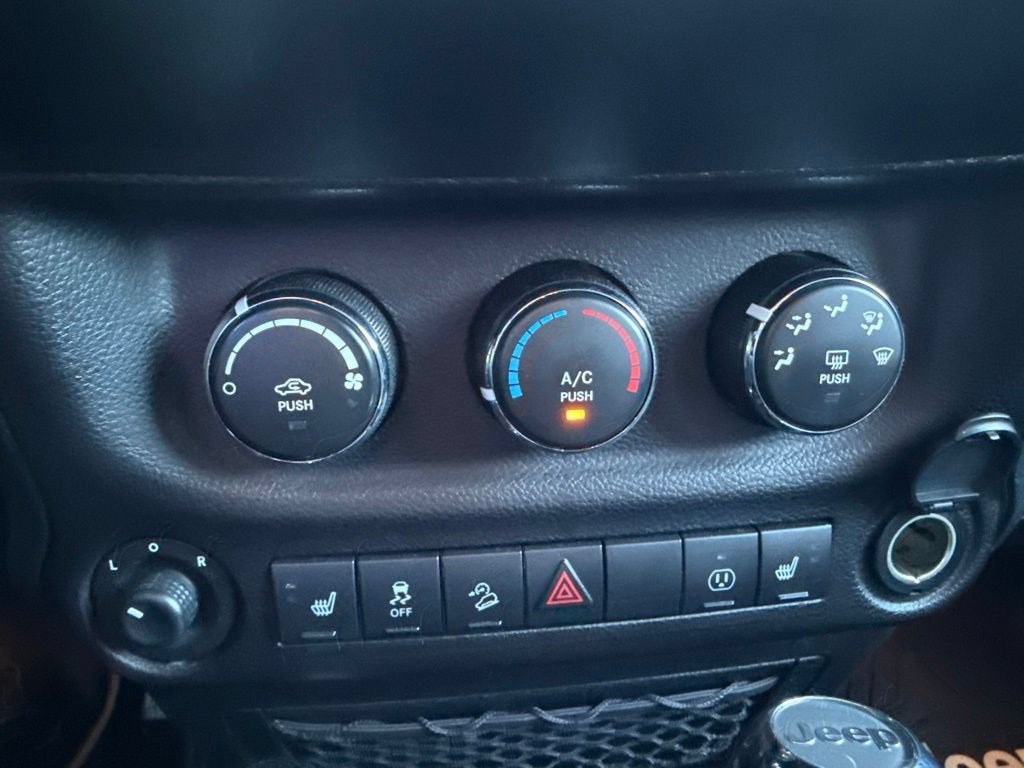 2017 Jeep Wrangler Unlimited Smoky Mountain