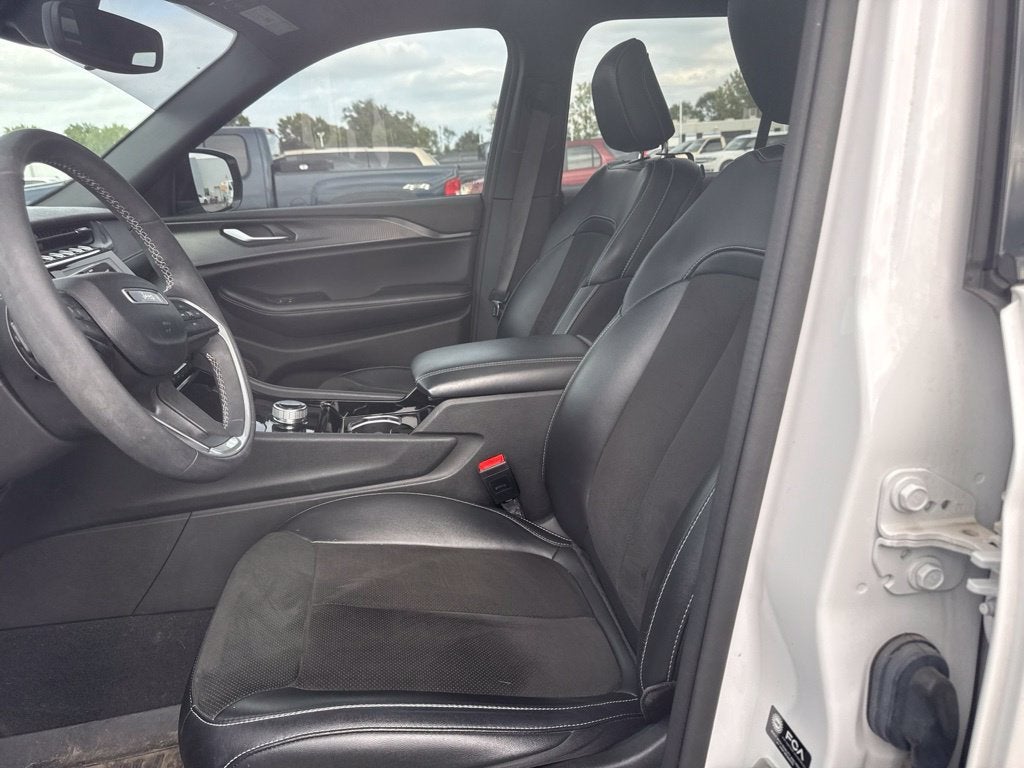 2023 Jeep Grand Cherokee Altitude 4x4