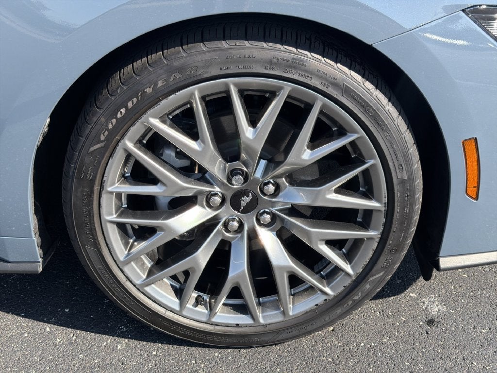 2025 Ford Mustang EcoBoost Premium Fastback