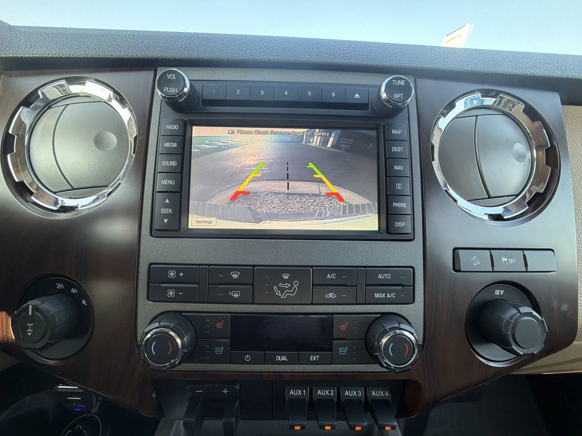 2012 Ford Super Duty F-350 SRW XL