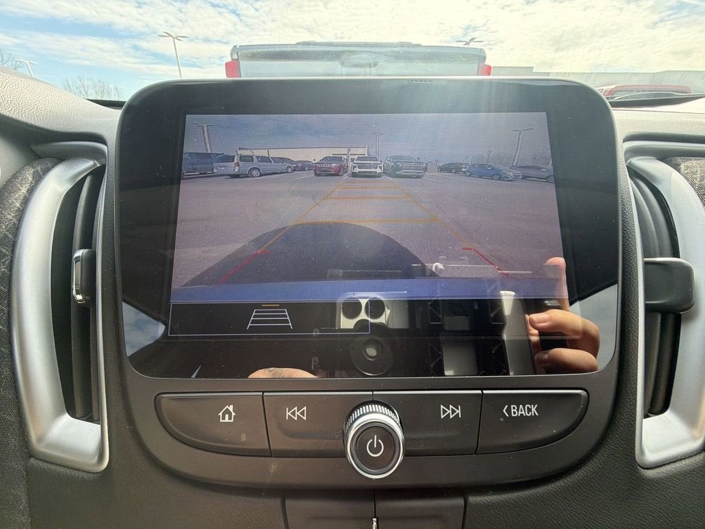 2025 Chevrolet Malibu LS