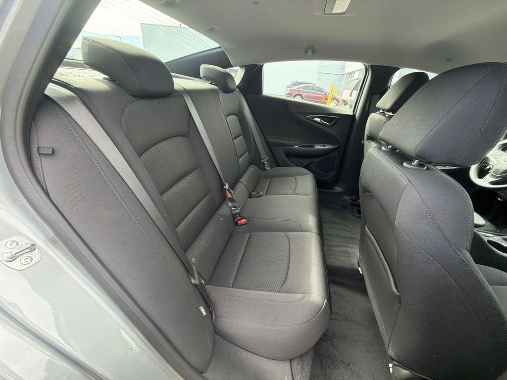 2025 Chevrolet Malibu LS