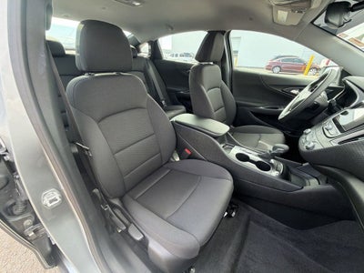 2025 Chevrolet Malibu LS