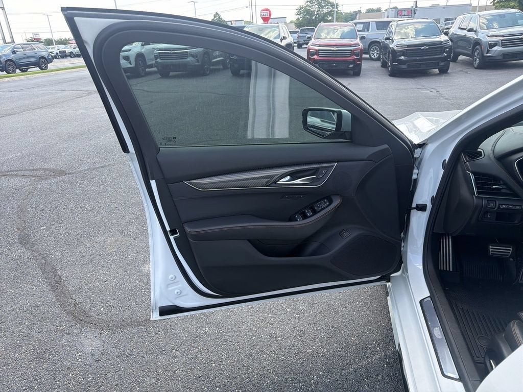 2023 Cadillac CT5 Sport