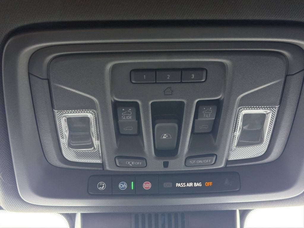 2025 Chevrolet Silverado 3500 HD High Country DRW