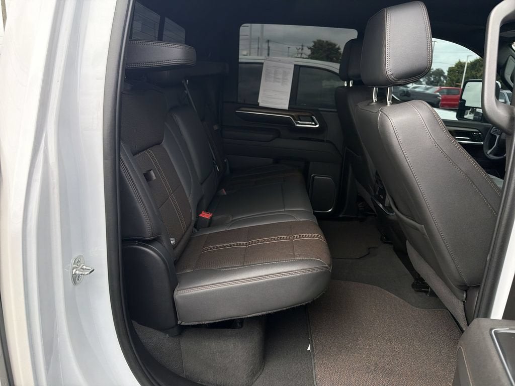 2025 Chevrolet Silverado 3500 HD High Country DRW
