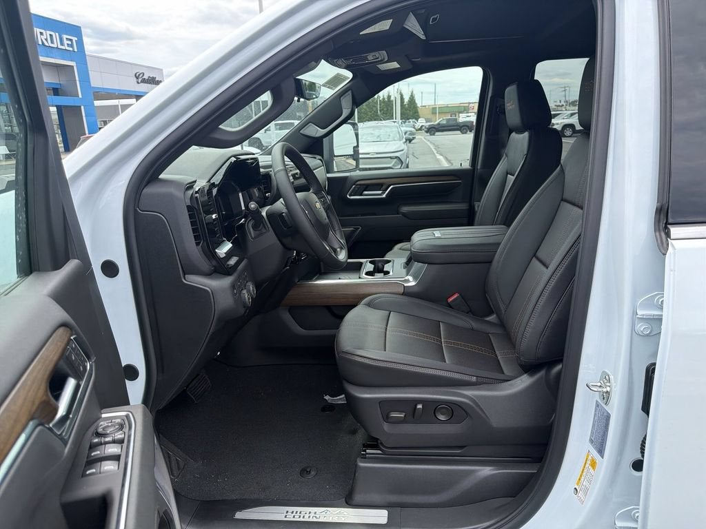 2026 Chevrolet Silverado 3500 HD High Country DRW