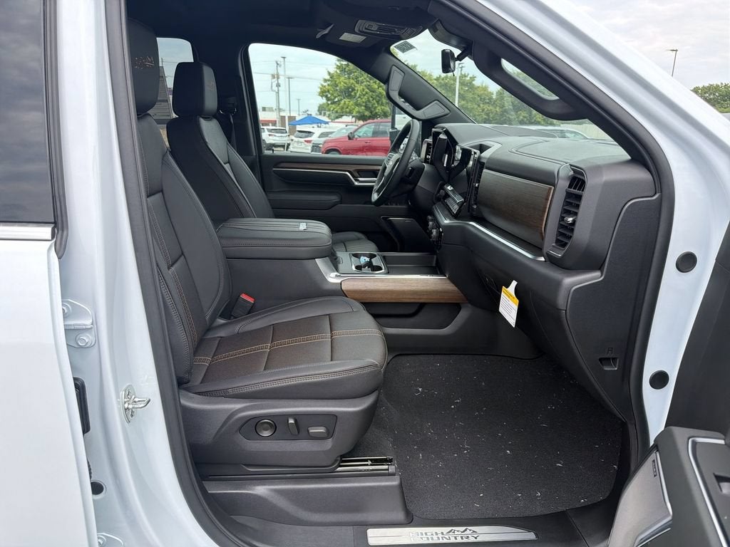 2026 Chevrolet Silverado 3500 HD High Country DRW