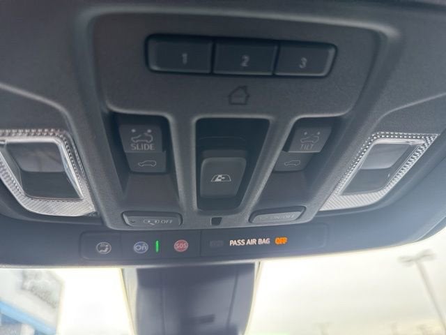 2022 Chevrolet Silverado 3500 HD High Country DRW