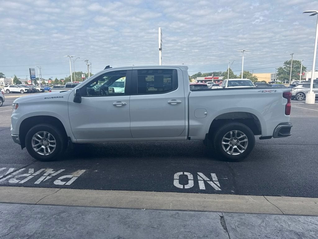 2023 Chevrolet Silverado 1500 LT (2FL)