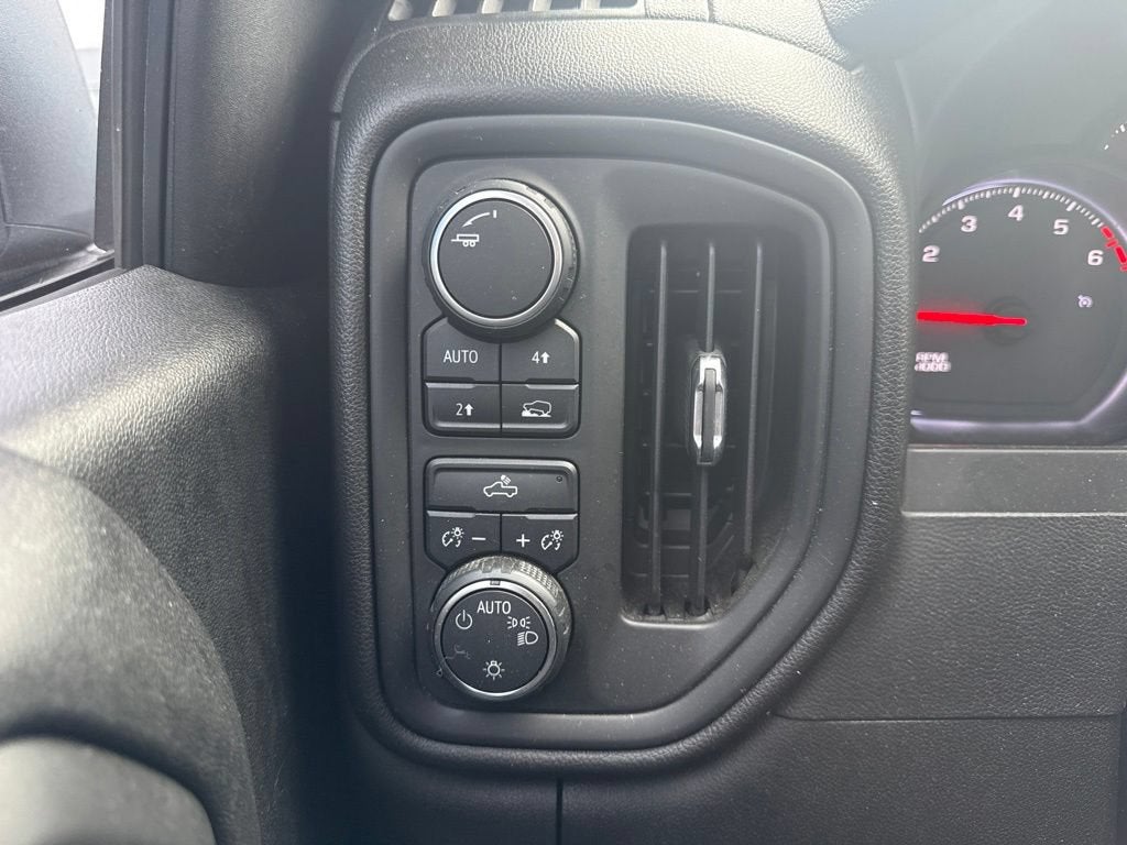 2019 Chevrolet Silverado 1500 Custom