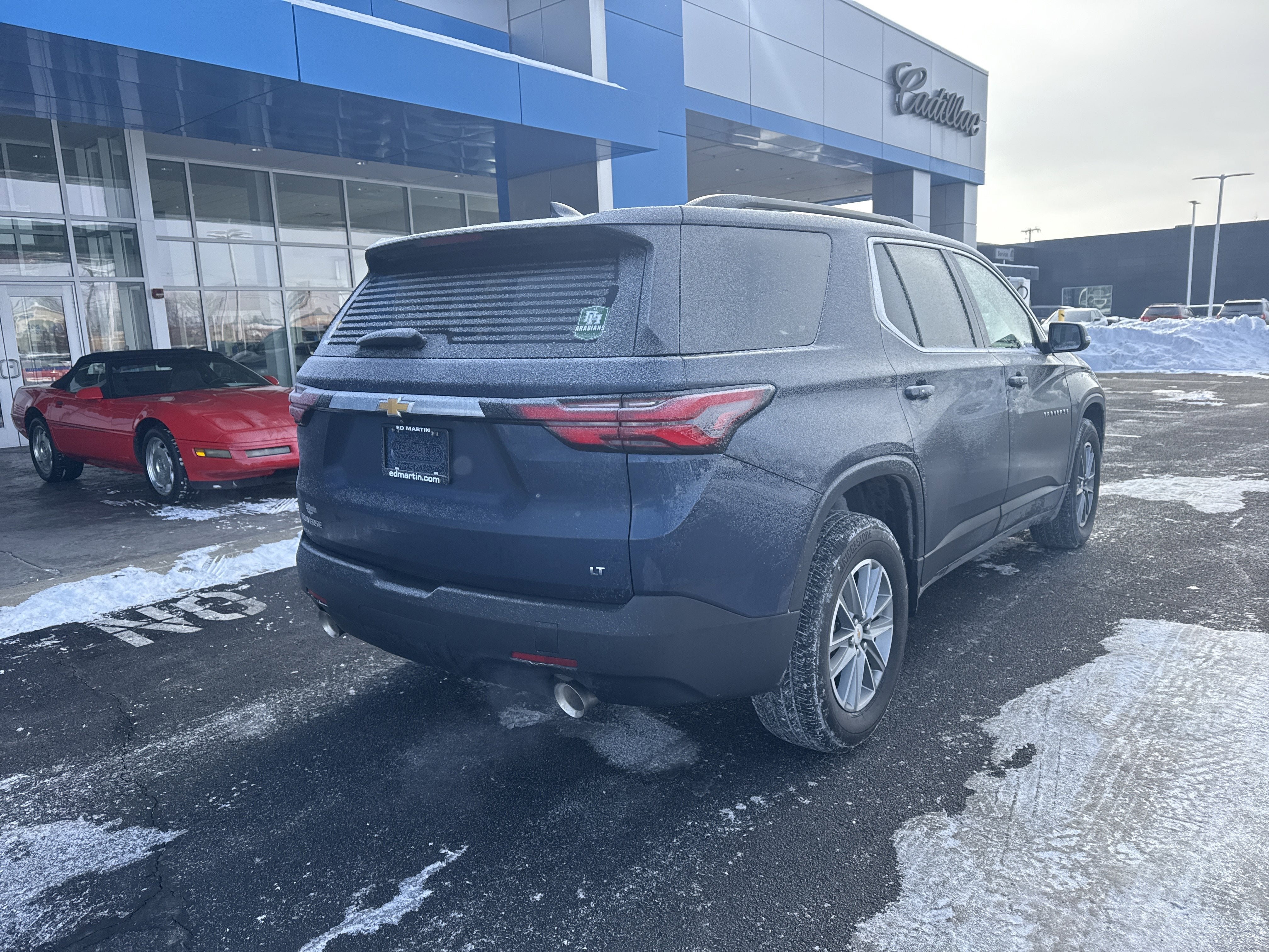 2023 Chevrolet Traverse LT Cloth