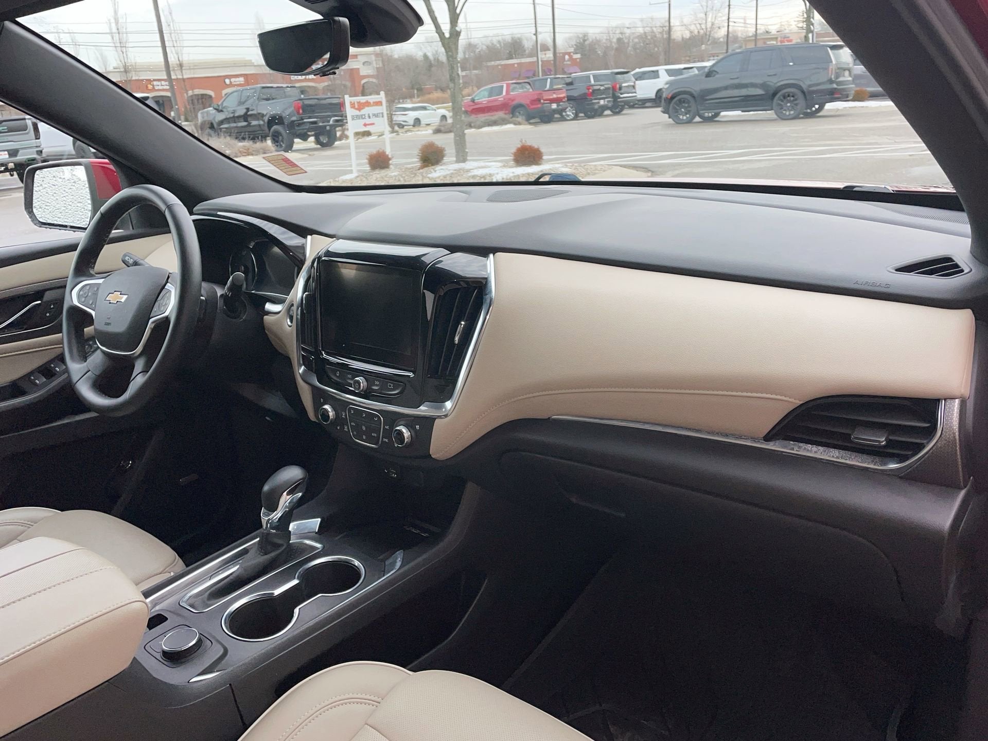 2023 Chevrolet Traverse Premier