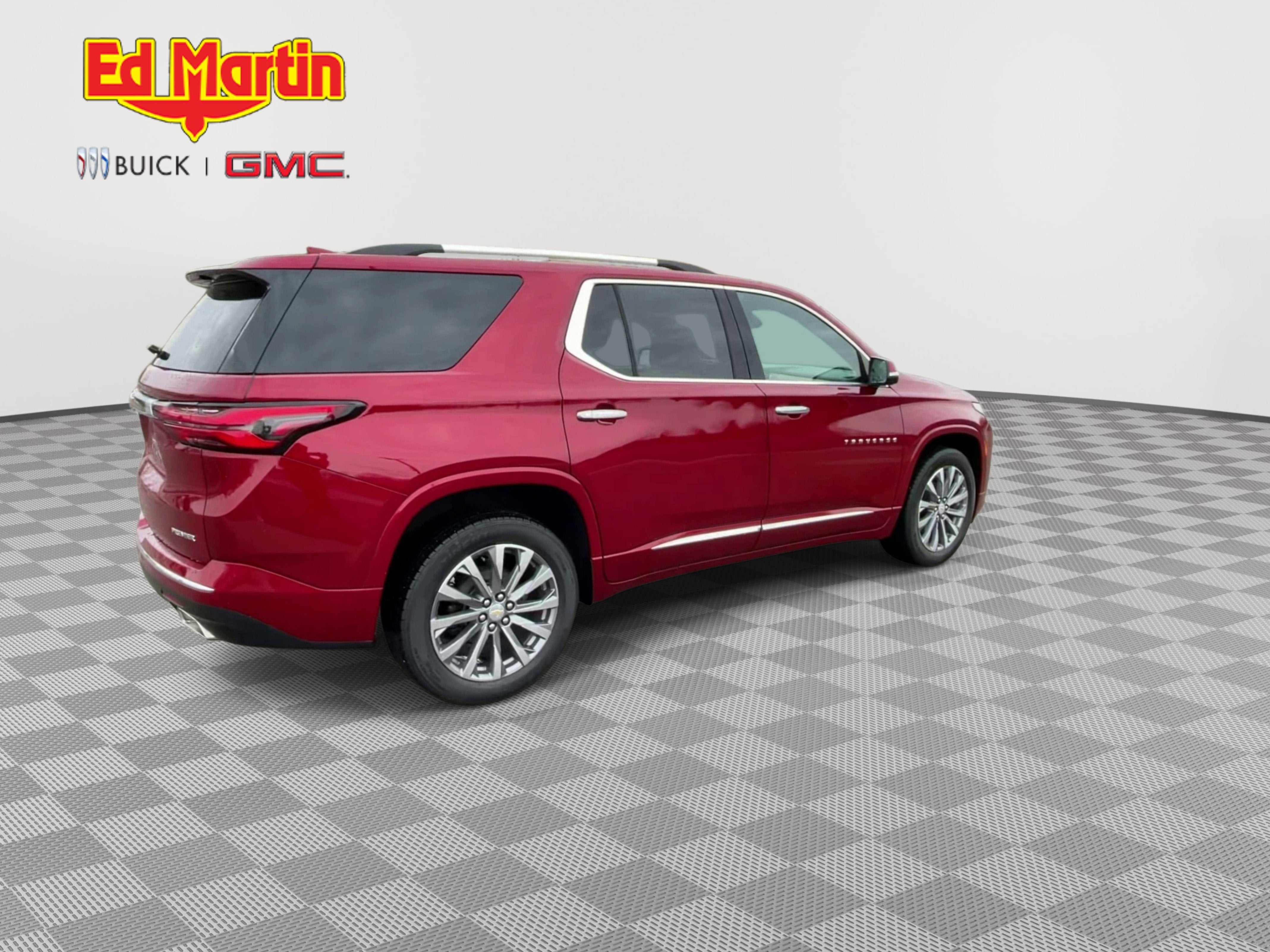 2023 Chevrolet Traverse Premier