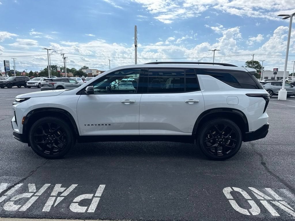 2024 Chevrolet Traverse RS