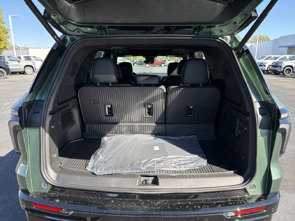 2027 Chevrolet Traverse RS