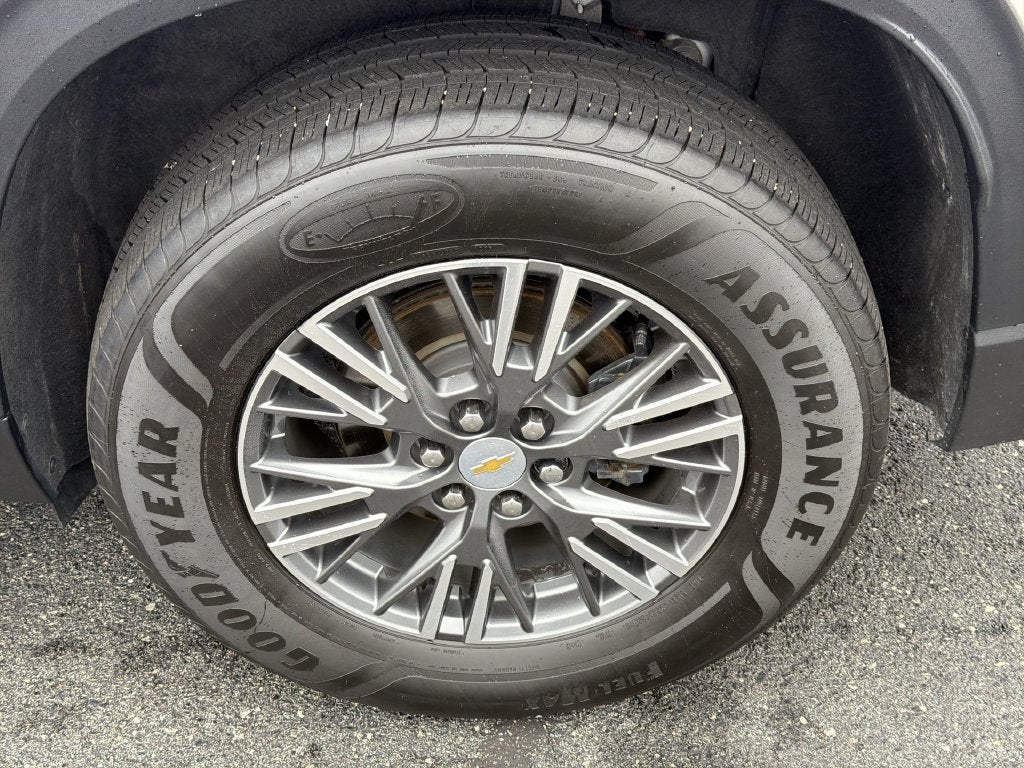 2024 Chevrolet Traverse LT