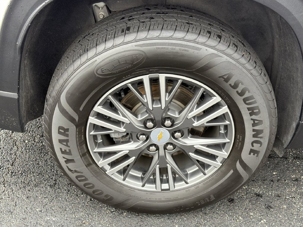 2024 Chevrolet Traverse LT