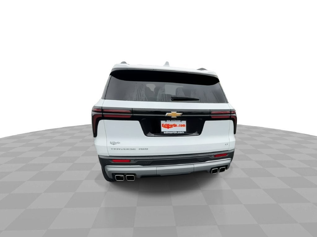 2024 Chevrolet Traverse LT