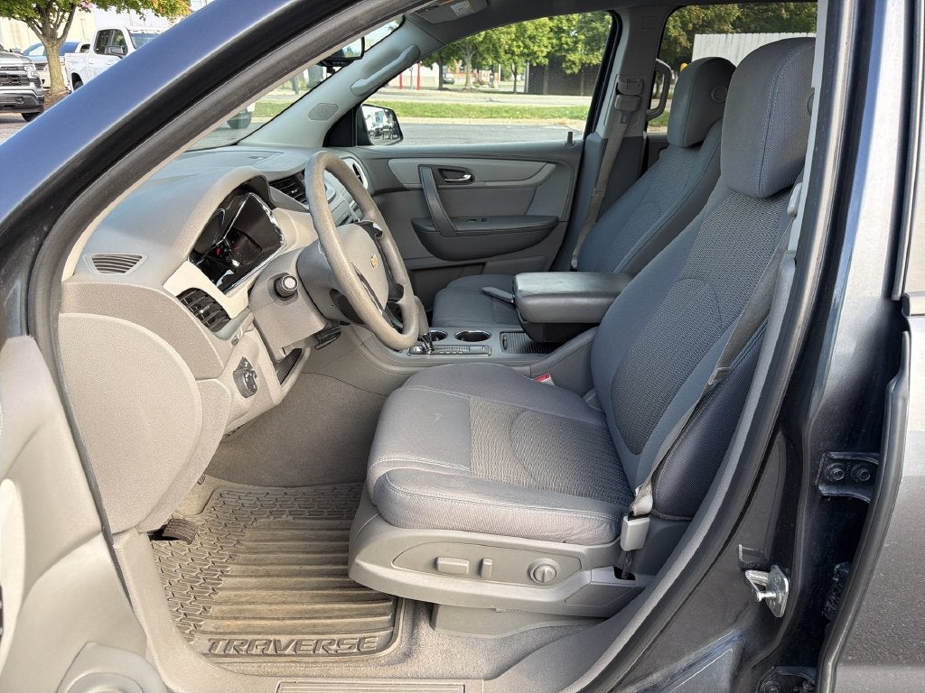 2013 Chevrolet Traverse LS
