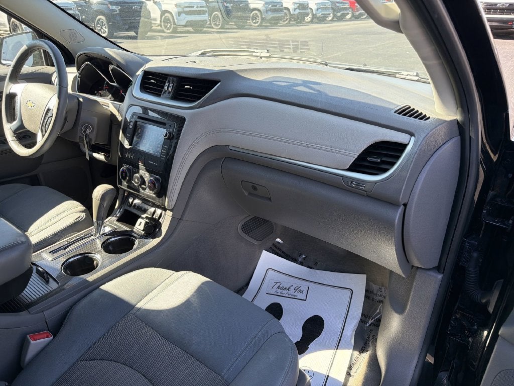 2017 Chevrolet Traverse LT