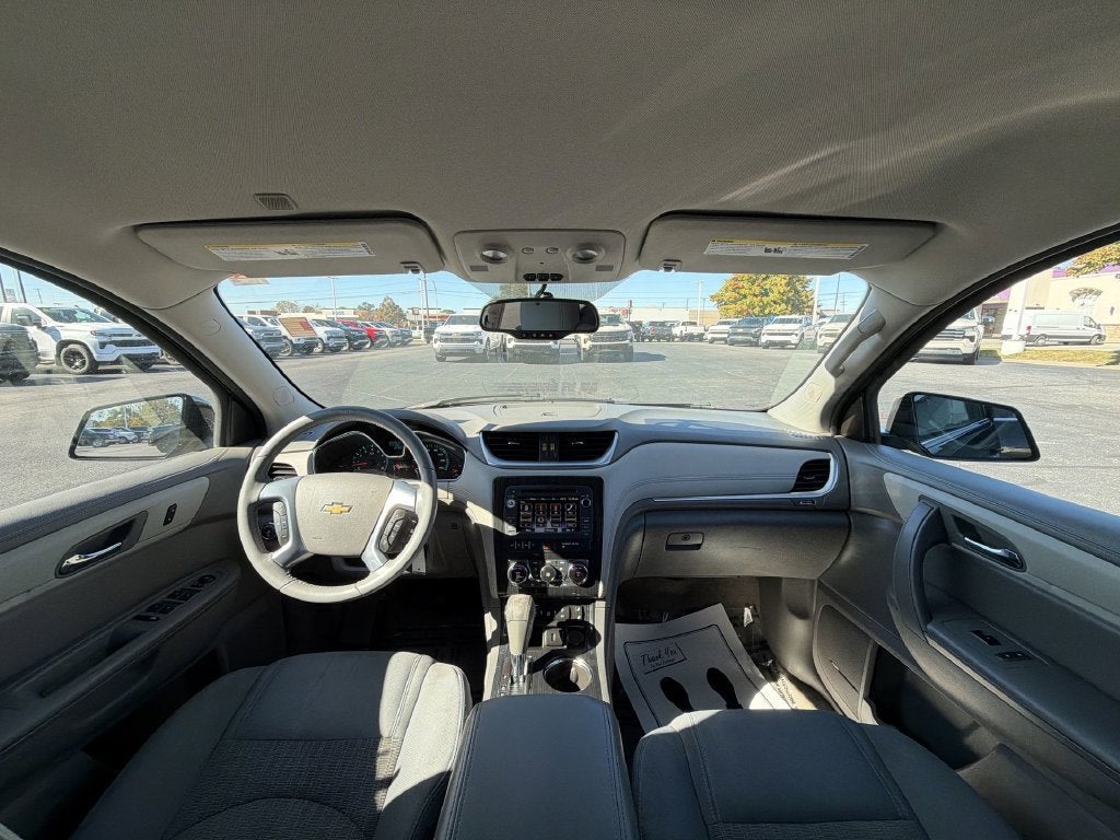 2017 Chevrolet Traverse LT