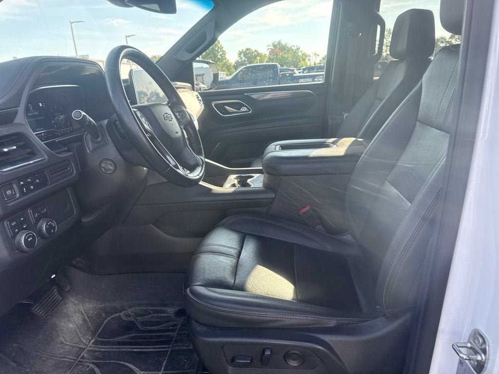 2023 Chevrolet Suburban RST