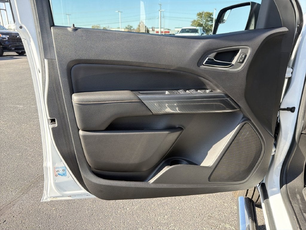 2021 GMC Canyon 4WD AT4 w/Leather
