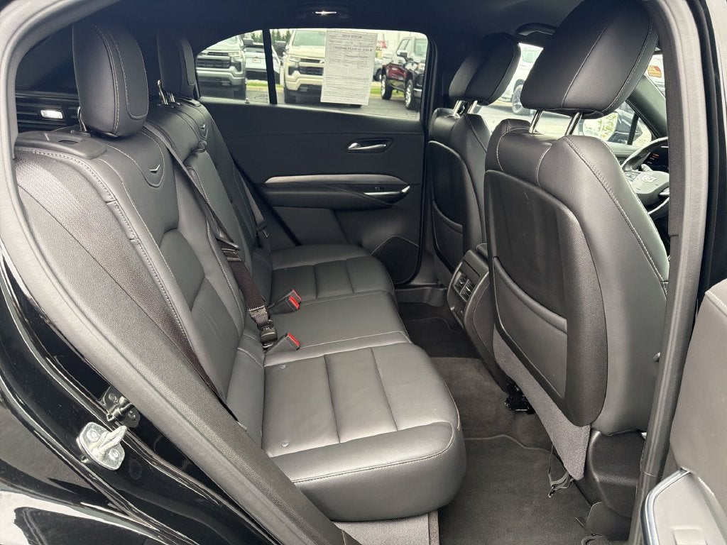 2025 Cadillac XT4 Premium Luxury